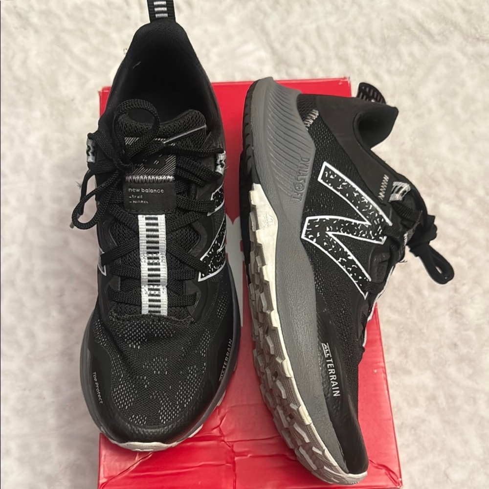 New Balance Black and Gray Trail Shoes